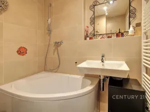 Prodej bytu 1+kk, Praha - Hloubětín, Laponská, 30 m2