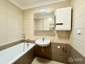 Pronájem bytu 3+kk, Karlovy Vary - Rybáře, Lad. Koubka, 67 m2