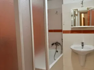 Pronájem bytu 3+kk, Pardubice, Pernerova, 65 m2