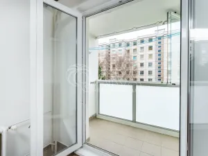 Prodej bytu 3+1, Praha - Modřany, Poljanovova, 62 m2