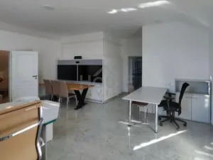 Pronájem obchodního prostoru, Přelouč, Sportovní, 210 m2