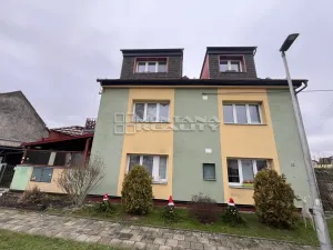 Pronájem bytu 3+kk, Hlušovice, U Parku, 100 m2