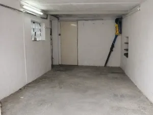 Pronájem garáže, Kladno - Rozdělov, Bří Rybářů, 15 m2