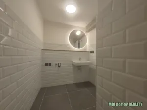 Pronájem bytu 3+kk, Praha - Vysočany, Kolbenova, 66 m2