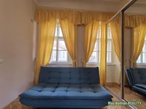 Pronájem bytu 3+1, Praha - Staré Město, Týnská ulička, 107 m2