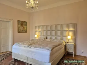 Pronájem bytu 3+1, Praha - Staré Město, Týnská ulička, 107 m2