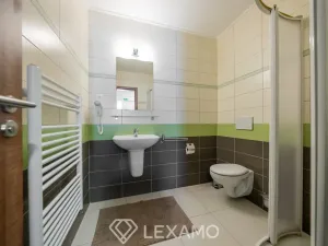 Prodej ubytování, Jevišovka, 241 m2