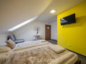 Prodej ubytování, Jevišovka, 241 m2