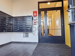 Pronájem bytu 1+kk, Praha - Hloubětín, Kolbenova, 30 m2