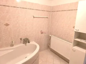 Pronájem bytu 2+1, Rožnov pod Radhoštěm, Pod Chlacholovem, 85 m2