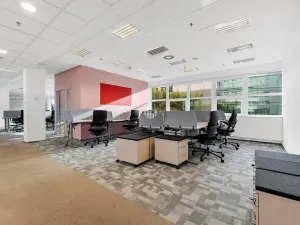 Pronájem kanceláře, Praha - Smíchov, Radlická, 790 m2