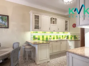Prodej bytu 6+kk a větší, Karlovy Vary, U Imperiálu, 252 m2
