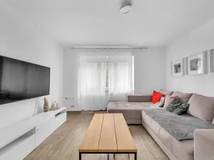 Prodej bytu 3+1, Trutnov, Bendlova, 74 m2