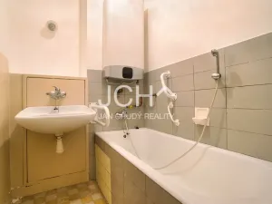 Prodej bytu 2+1, Uničov, Nerudova, 56 m2