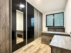 Pronájem rodinného domu, Dubí, Zahradní, 114 m2