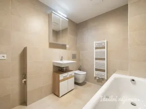 Pronájem bytu 2+kk, Praha - Žižkov, Dagmar Burešové, 62 m2