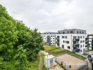 Pronájem bytu 2+kk, Praha - Žižkov, Dagmar Burešové, 62 m2