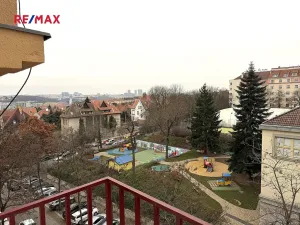 Pronájem bytu 3+kk, Praha - Vinohrady, náměstí Jiřího z Lobkovic, 86 m2
