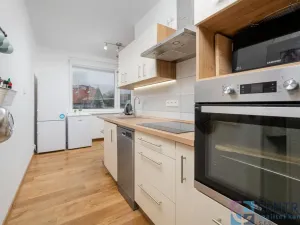 Prodej bytu 2+1, Liberec - Liberec XII-Staré Pavlovice, Jarní, 62 m2