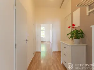 Pronájem bytu 2+kk, Praha - Žižkov, Bořivojova, 49 m2