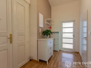 Pronájem bytu 2+kk, Praha - Žižkov, Bořivojova, 49 m2