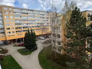 Prodej bytu 2+kk, Praha, V hůrkách, 55 m2