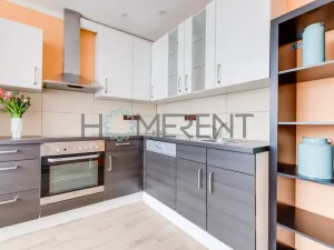 Pronájem bytu 3+1, Praha - Kobylisy, Kaňkovského, 72 m2