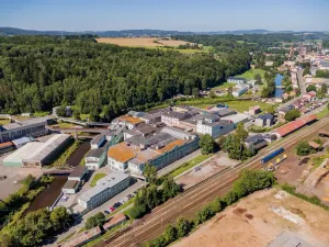 Pronájem výrobních prostor, Hostinné, 6000 m2