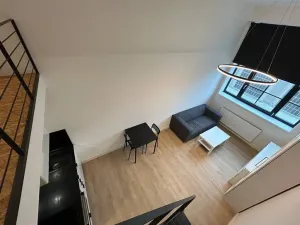 Pronájem bytu 1+kk, Praha - Vysočany, Poděbradská, 2 m2