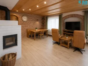 Prodej rodinného domu, Hevlín, 250 m2