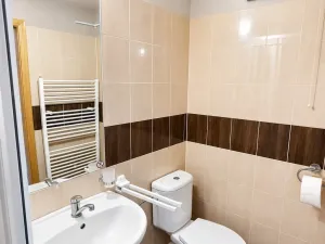 Prodej rodinného domu, Hevlín, 250 m2