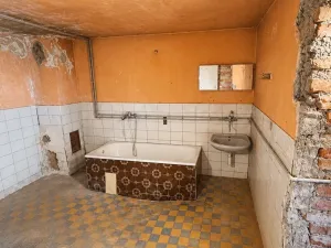 Prodej rodinného domu, Hevlín, 250 m2