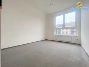 Pronájem bytu 2+kk, Kralupy nad Vltavou, Nádražní, 40 m2
