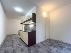 Pronájem bytu 2+1, Chomutov, Zahradní, 60 m2