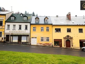 Prodej ubytování, Jáchymov, náměstí Republiky, 220 m2