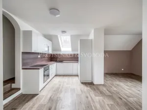 Prodej apartmánu, Prosečné, 349 m2