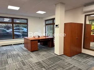 Pronájem kanceláře, Brno, U Leskavy, 92 m2