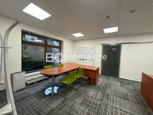 Pronájem kanceláře, Brno, U Leskavy, 92 m2