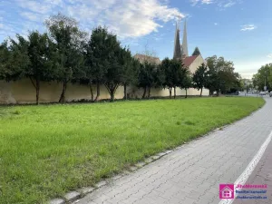 Prodej pozemku pro bydlení, Břeclav, náměstí T. G. Masaryka, 864 m2