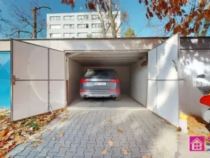 Prodej bytu 4+1, Hodonín, Sv. Čecha, 105 m2