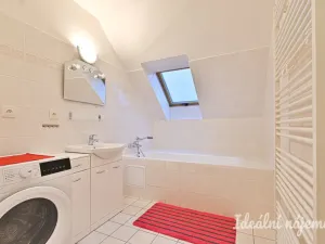 Pronájem bytu 2+kk, Zastávka, Stará osada, 63 m2