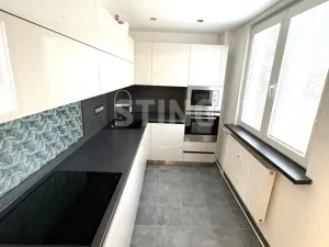 Prodej bytu 2+1, Zliv, Zahradní, 60 m2