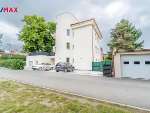 Pronájem bytu 1+kk, Roztoky, Lidická, 33 m2