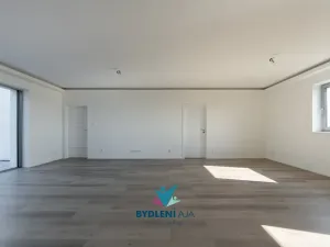 Prodej rodinného domu, Dubí, V Aleji, 206 m2