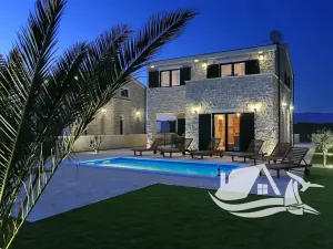 Prodej rodinného domu, Privlaka, Chorvatsko, 150 m2