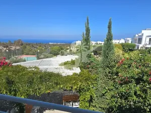 Prodej bytu 2+1, Agios Amvrosios Keryneias, Kypr, 75 m2