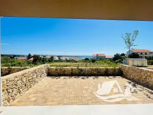 Prodej bytu 3+kk, Novalja, Chorvatsko, 70 m2