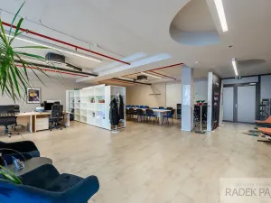 Prodej kanceláře, Brno, Pražákova, 211 m2