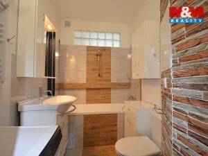 Prodej bytu 3+1, Žulová, Na Rybníčku, 76 m2