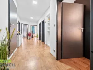 Prodej rodinného domu, Ostrožská Nová Ves, V uličce, 244 m2